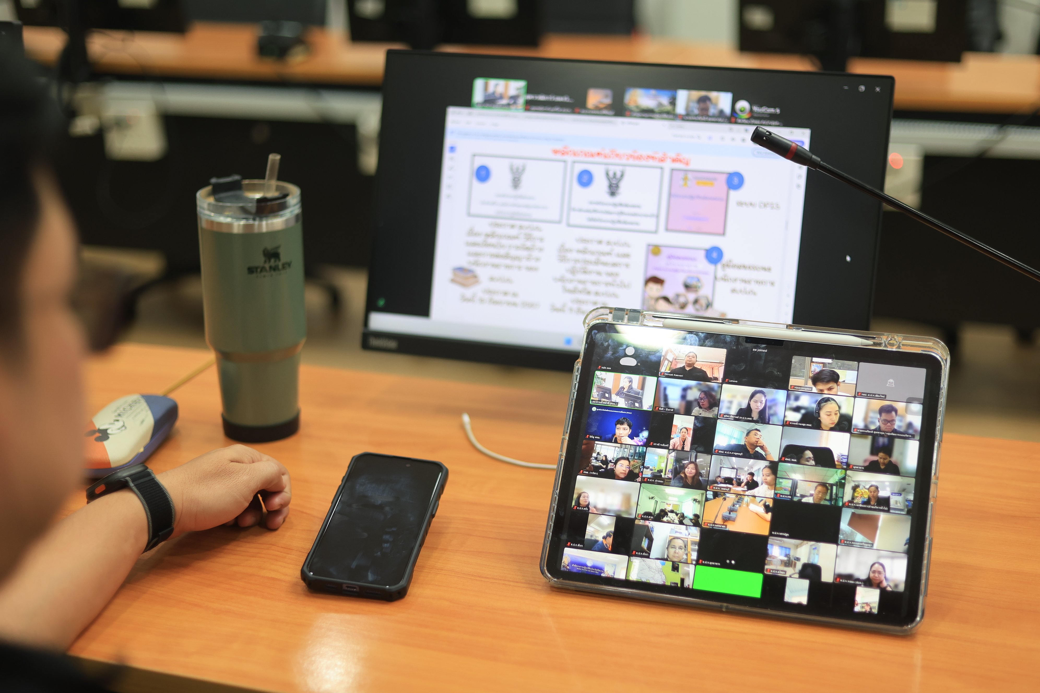 title - ส.ป.ก. ประชุมสร้างความรู้ความเข้าใจ หลักเกณฑ์ และวิธีการประเมินการปฏิบัติงานของพนักงานราชการทั่วไป ในสังกัด ส.ป.ก.